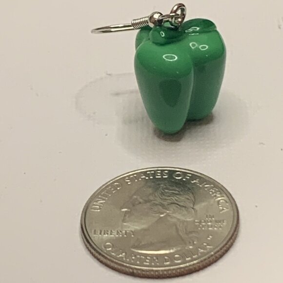 Green Pepper Earring, Funny Food Earring, Gift Idea, Food Jewelry, Chef Earring - Picture 5 of 7
